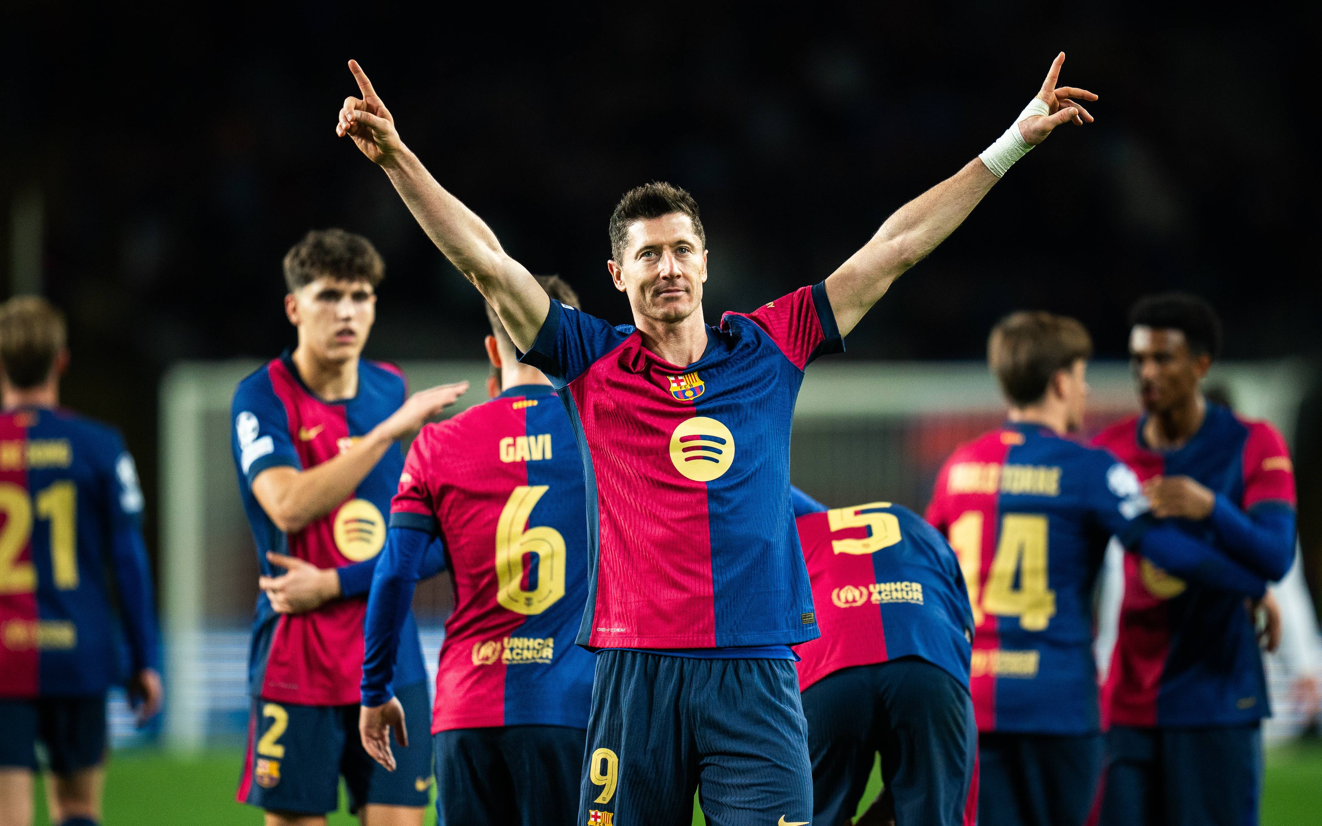 包含莱万多夫斯基新星大胜表现惊艳，巴塞罗那未来可期！的词条